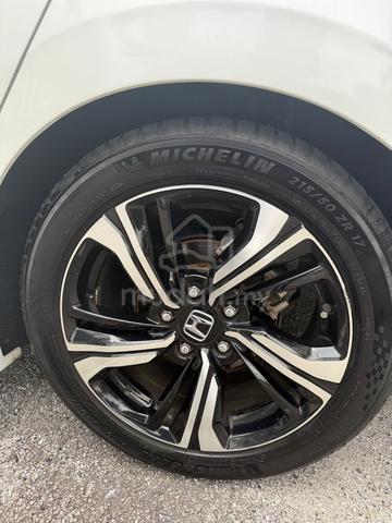 2018 Honda CIVIC 1.5 TC-PREMIUM (A) - 4