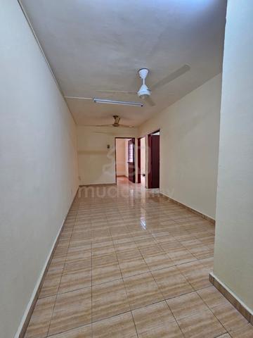 Pangsapuri Seri Nilam at Bandar Baru Ampang 1
