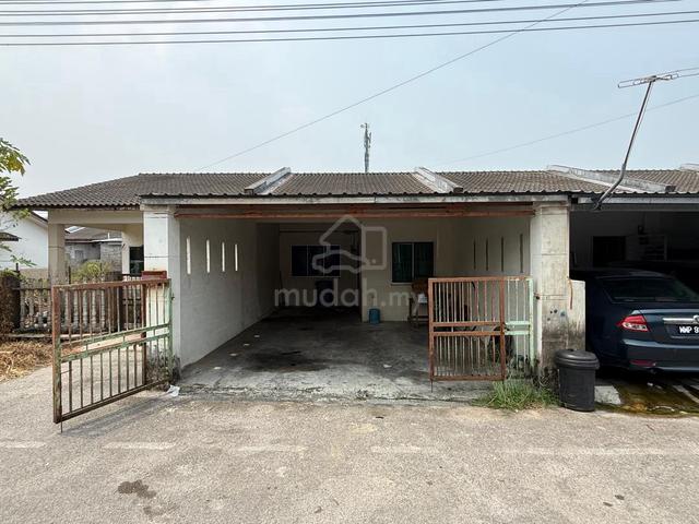Rumah teres 1 tingkat di Samarindah Baru, Muara Tuang, 1