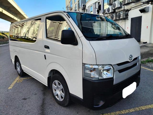 2023 Toyota Hiace 2.5 (M) Window Low Roof 14 Seat - 1