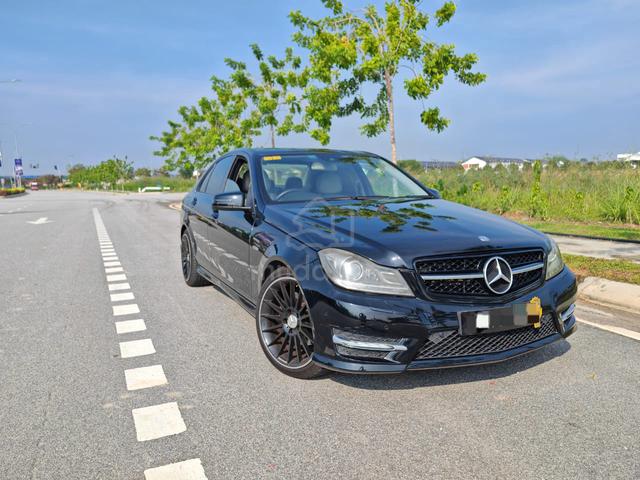 2011 Mercedes Benz AMG SPORT w204 C200 CGI BlueEFC - 2