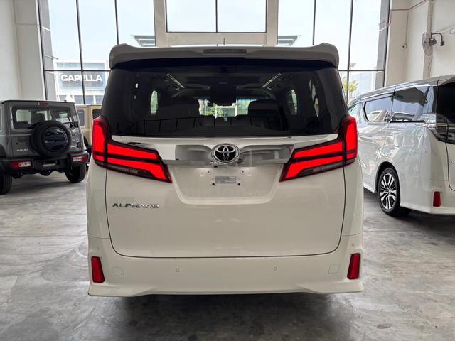 2023 Toyota ALPHARD 2.5 SC SROF 2PD 7STR 31K KM - 4