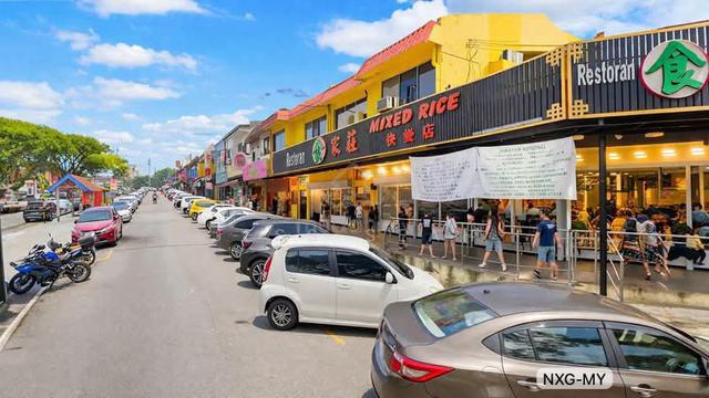 FACING MAINROAD !! 1647ft Taman Delima Double Storey Shoplot Cheras 1