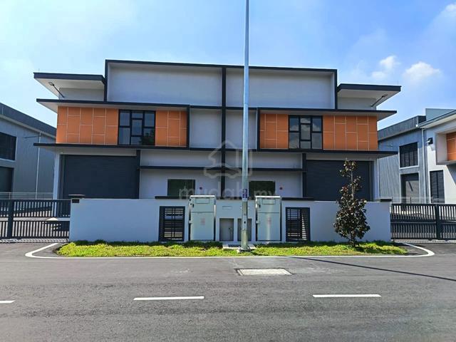 [ CORNER ] Semi D Factory Near Seremban, Senawang,Nilai, Pajam,Mantin 1