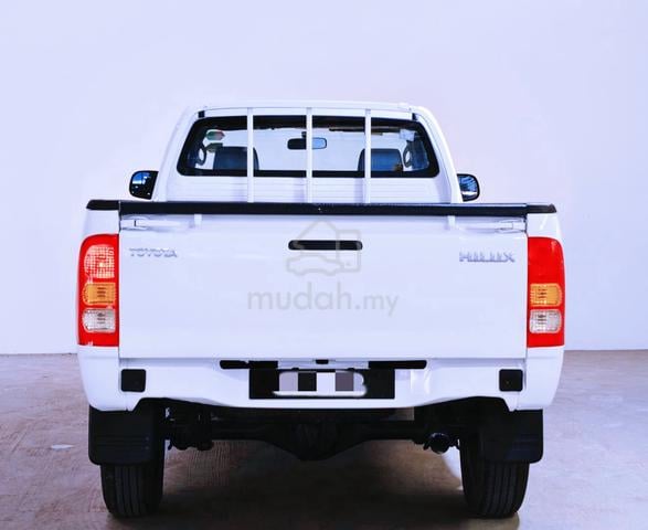 2010 Toyota HILUX 2.5 FACELIFT (M) Single Cab - 4