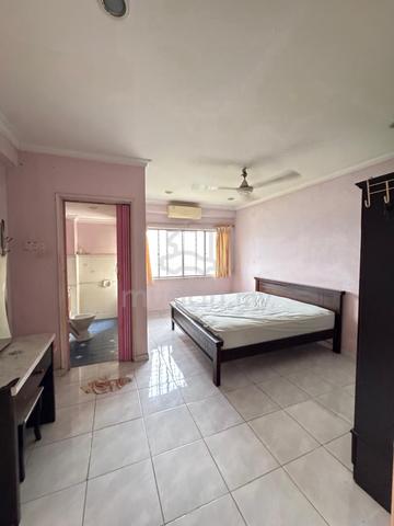 Petaling Indah Condominiums 1