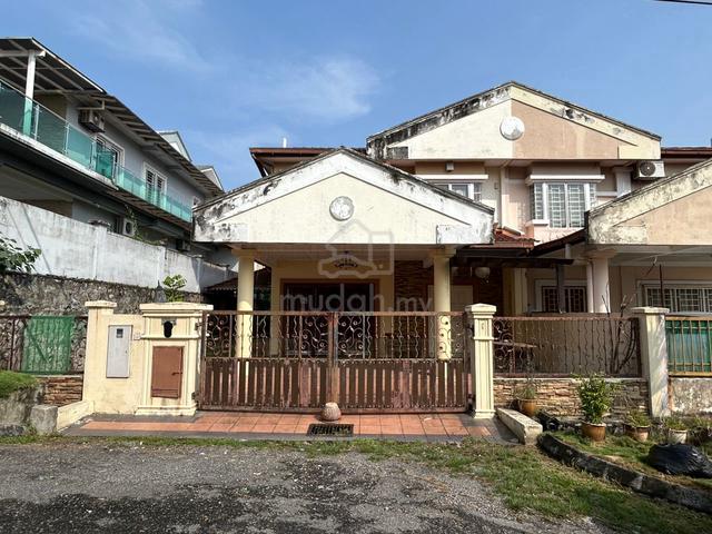 Semi D Taman Bukit Emas Balakong for Sale 1