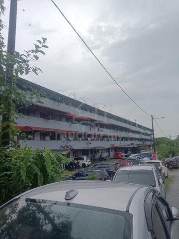 Flat Taman Ungku Tun Aminah 1