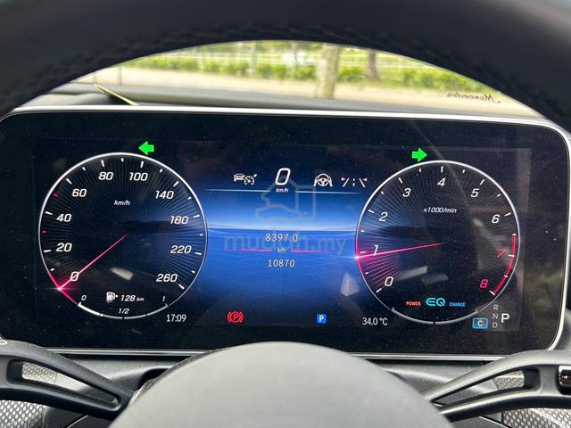 5A 10k KM‼️2022 Mercedes Benz C-200 AMG - 2