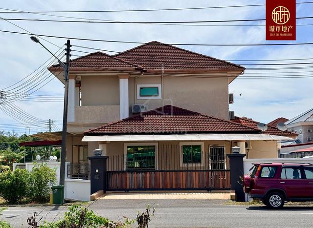 Double Storey Semi-D Corner @ Luak Bay, Miri 1