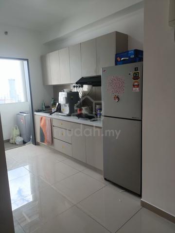 Fully Furnished Selangor Damansara Perdana Room For Rent 1