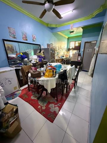 Jalan merbau, bandar putra, kulai, single storey, renovated, full loan 1