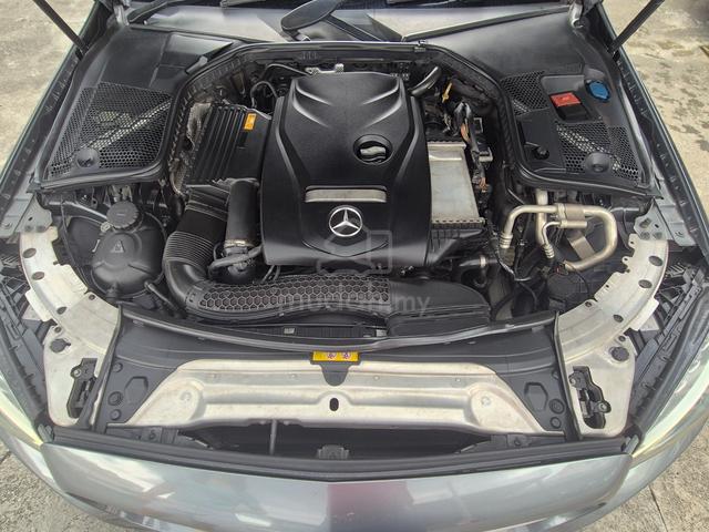 2017 Mercedes Benz C200 2.0 AVANTGARDE (CKD) (A) - 4