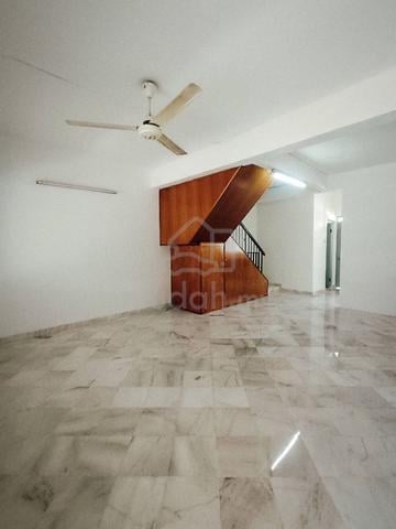 Bercham house for rent 1