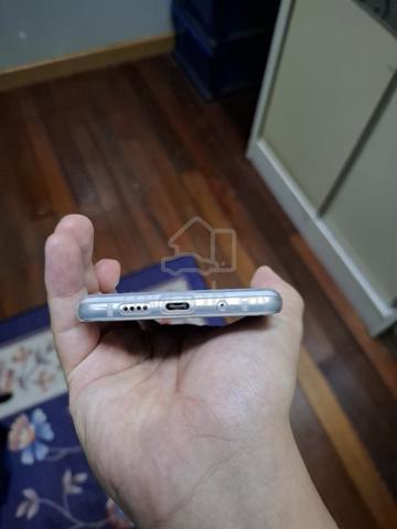 Xiaomi Mi Mix 2s - photo 3 of 6
