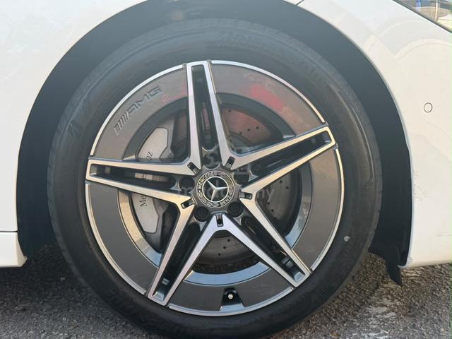 RECON 2023 Mercedes Benz C200 AMG LINE HUD 13k KM - 4