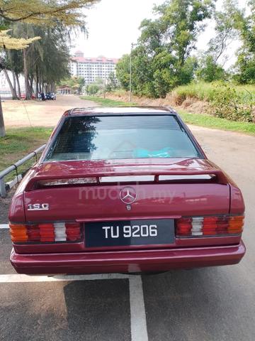 Mercedes 190e ( Automatic) - 4