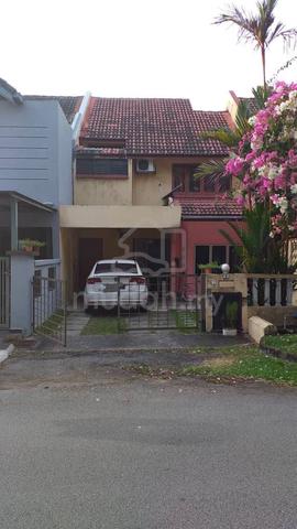Facing Taman Double Storey Terrace Taman Bukit Saga 1