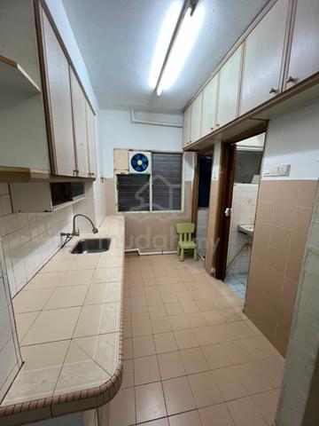 Teratai Mewah Apartment Block 4 & 6 1