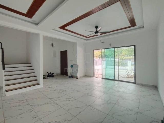【 All Race Can Accept 】Bukit Banyan Emilia - 2 Storey Terrace House 1