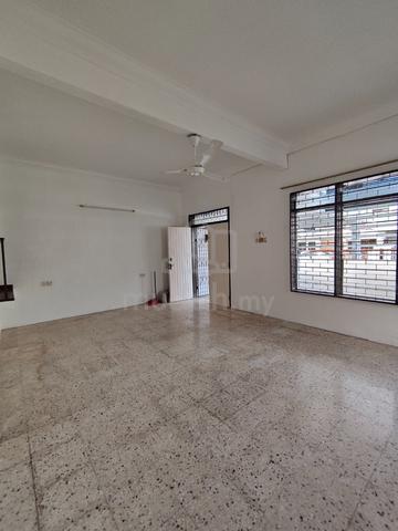 Prai- Chai Leng Park 2-Storey Corner Terrace House for Rent 1