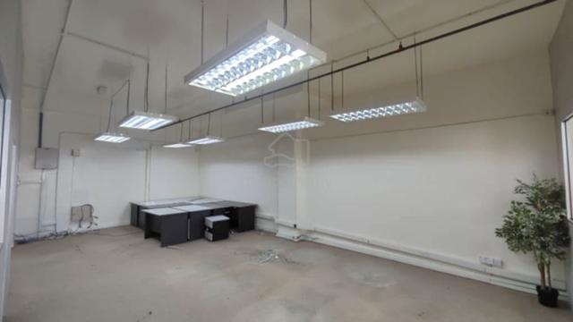 Renovated Office @ Jaya One with lift near to Jaya One Shopping Mall 2