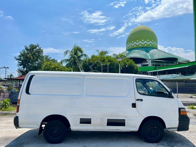 CASH OTR 2004 Toyota HIACE 3.0 (M) JUAL SEADANYA - 3