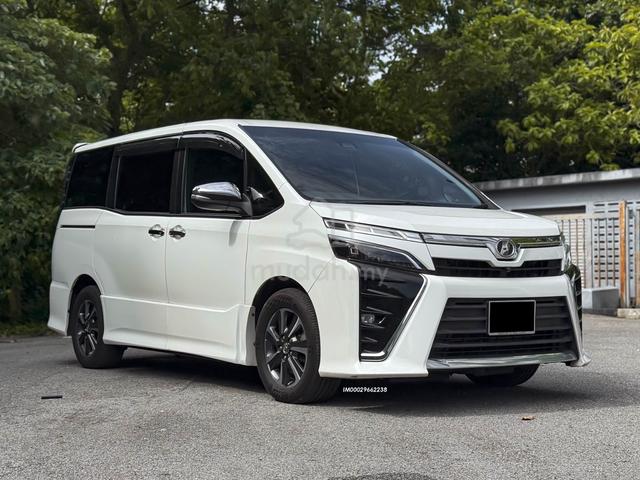 2018 Toyota VOXY 2.0 ZS  (A) - 1