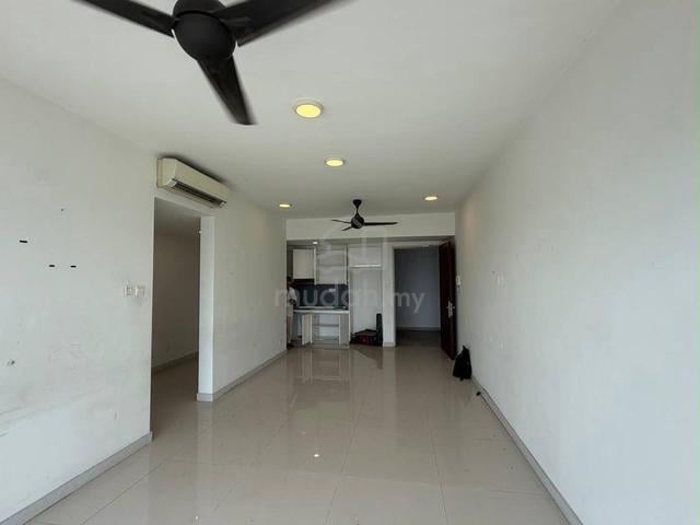 Bora Residences Danga Bay Apartment 1