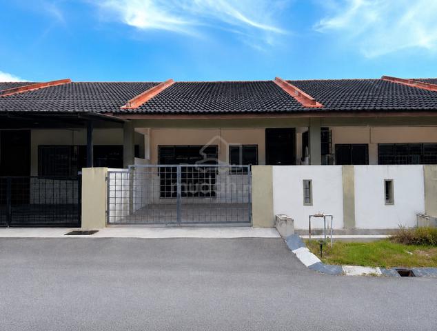 [SAVE UP 40K] Jalan Residen 1/18, 1,302sf, Sitiawan 1