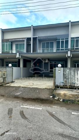 Double Storey Terrace Intermediate at City Garden, Kota Samarahan 1