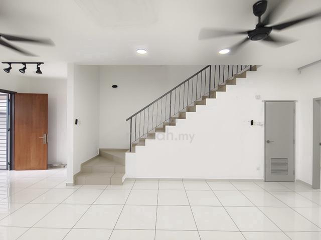 Mount Austin Crest Ruby Double Storey House JB Town Tebraus 1