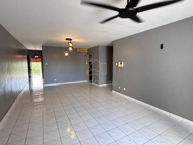 Waikiki Condominium 1