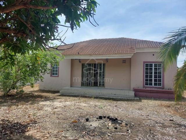 1 storey Bungalow house @ Pantai sepang Putra Sg Pelek Selangor 1