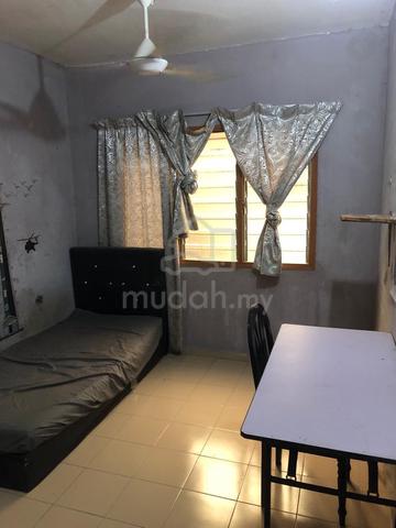 1 Vacant room for rent Flat Rampai Idaman 1