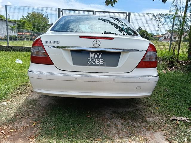 2007 Mercedes Benz E250 2.5 AVANTGARDE (A) - 4