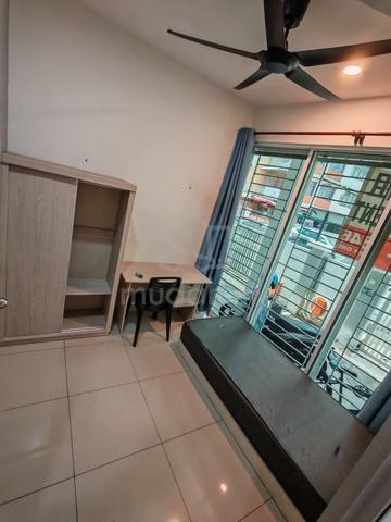 Single Room at Georgetown 1