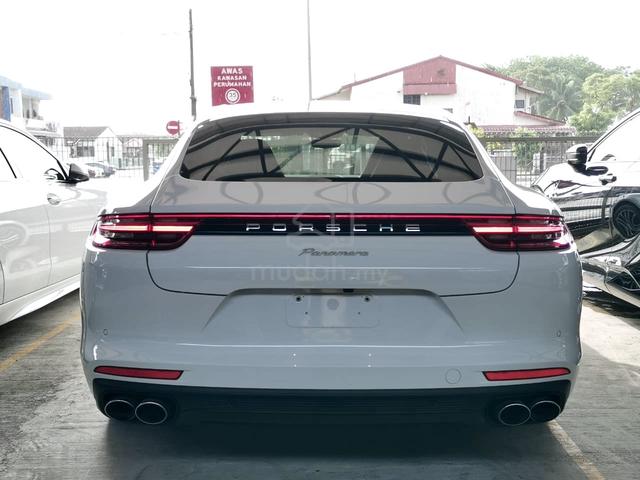 2020 Porsche PANAMERA BASELINE 3.0L (A) - 4