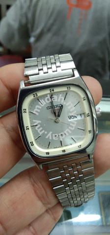 Vintage Seiko quartz gent watch - Watches & Fashion Accessories for sale in  Kuching, Sarawak