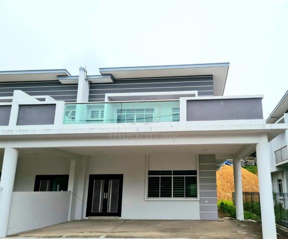 Taman Kiansom Perdana Semi-D House Inanam Kolombong KK For Rent 1