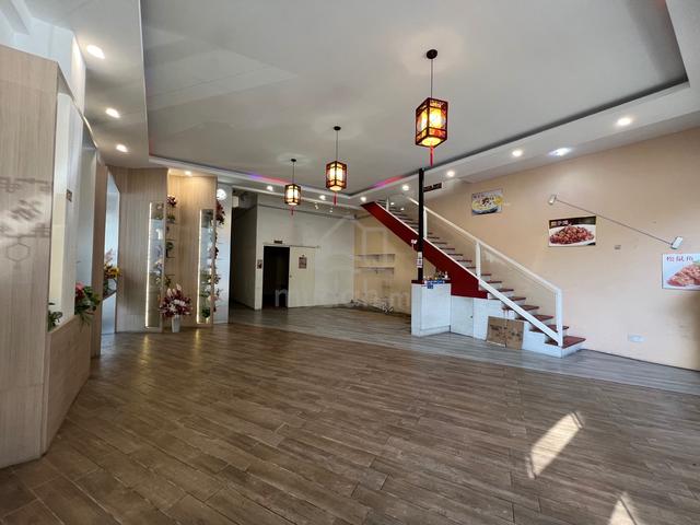 Icon City Ground Floor + Mezzanine Floor For Rent 1