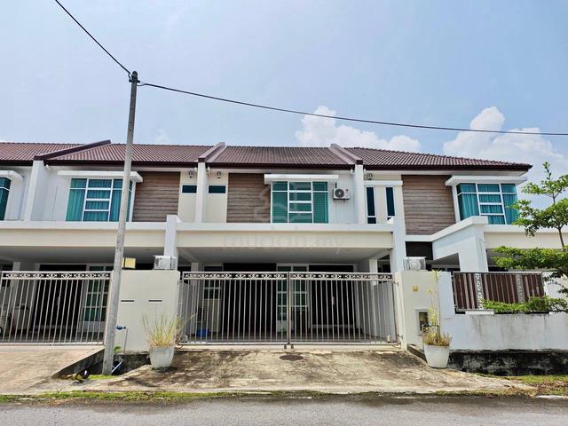 Double Storey Terrace Intermediate House for Sale @ Luak Majestic Miri 1