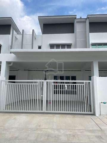 freehold,double storey,0%,fully extended,complete unit,affordable 1