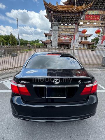 2007 Lexus LS460 4.6 L (A) - 4
