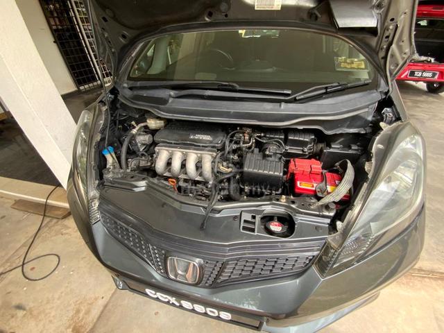 2011 Honda JAZZ 1.5 V (A) - 3