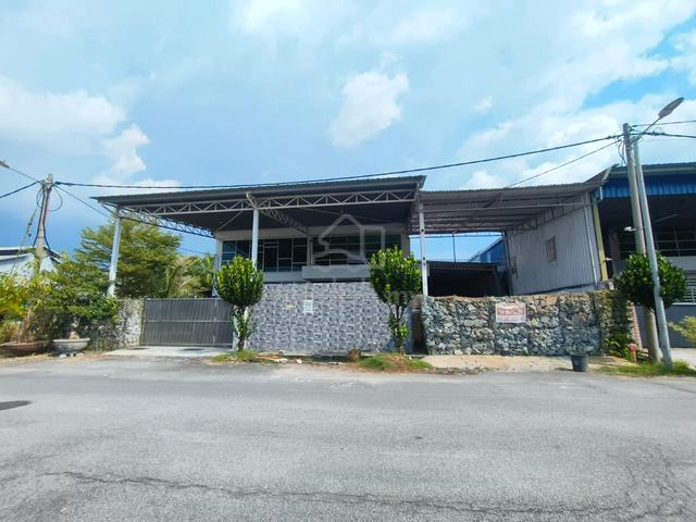 Corner Lot Factory For sale near by (ECONSAVE KAMUNTING,PERAK) 1