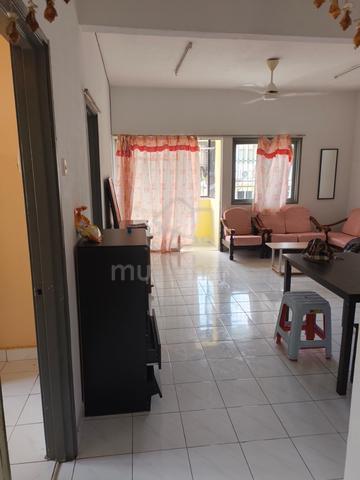 Taman Megah Cheras Apartment 1