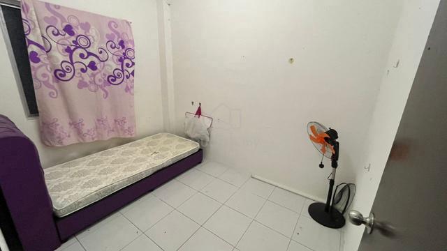 Room/Bilik untuk Sewa/Room Rental 1
