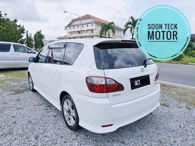 2003 Toyota IPSUM 2.4 VVTI (A) - 4