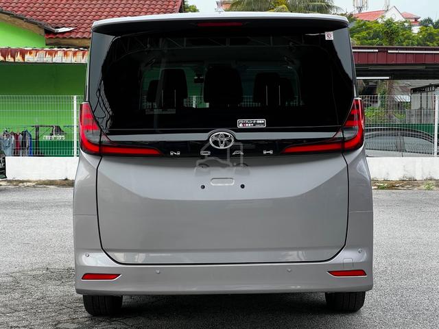 2023 TOYOTA NOAH 2.0 (A) X SPEC 8seat/LE/LKA/PCS - 4